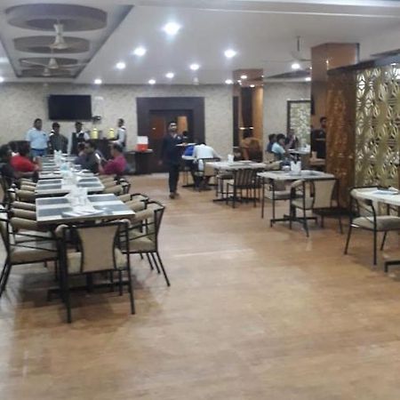 Hotel Bhagirathi Bhawanipatna Екстер'єр фото