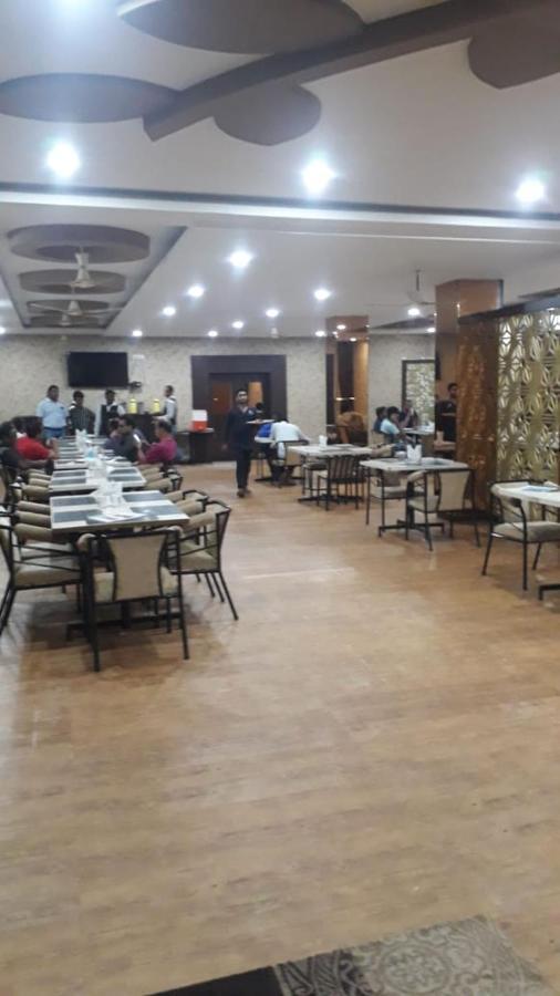 Hotel Bhagirathi Bhawanipatna Екстер'єр фото